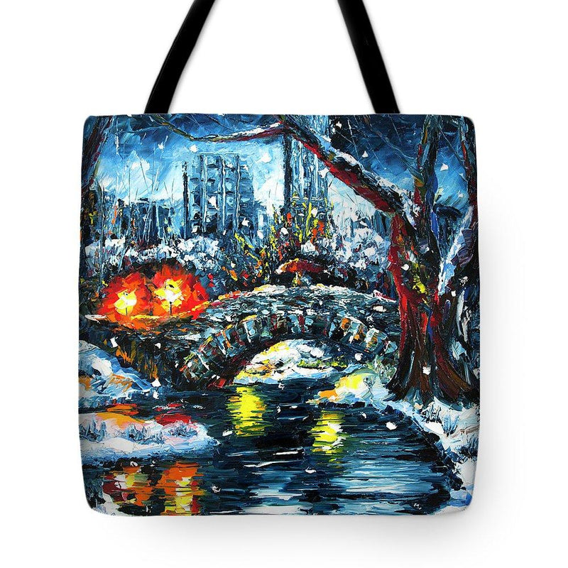 Midnight stroll on the Gapstow - Tote Bag