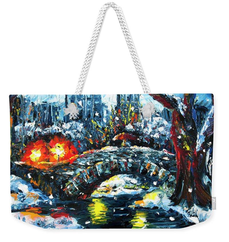 Midnight stroll on the Gapstow - Weekender Tote Bag